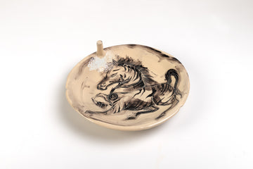 Horse in a plate